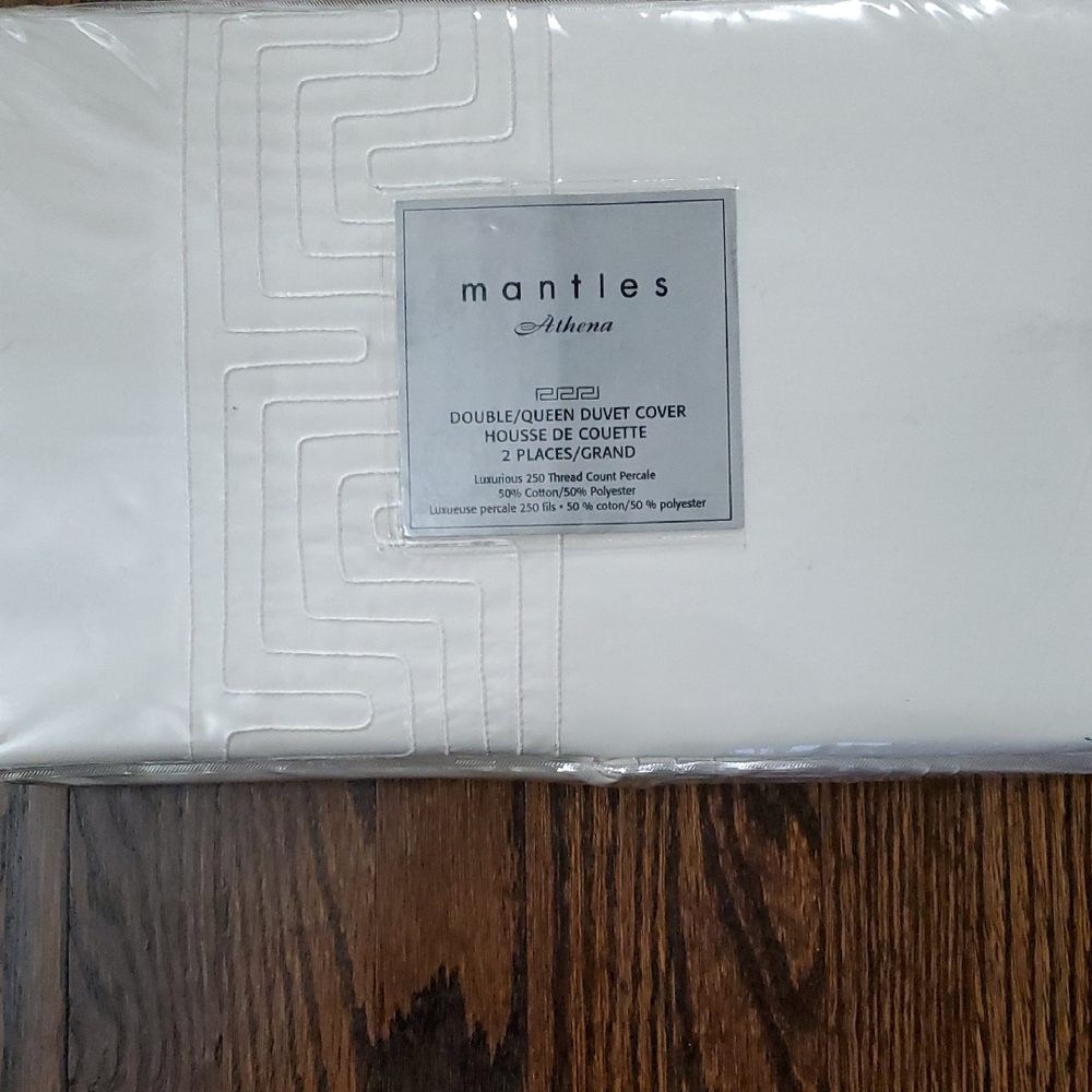 Mantles Athena Cream Bedding Set
